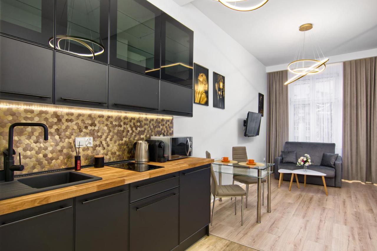 Silver Shine Jacuzzi كراكوفيا المظهر الخارجي الصورة